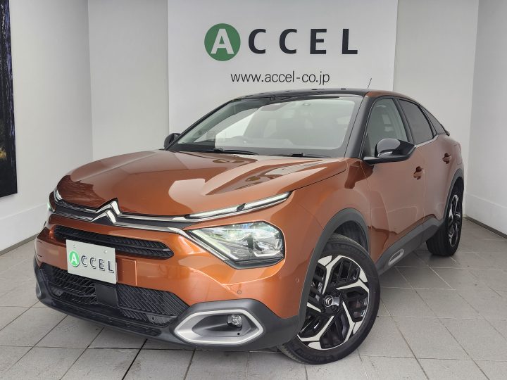 シトロエン　C4　シャイン　ブルーHDi　ACC　スライディングルーフ　ブラックレザー/ヒーター　カープレイ対応ディスプレイオーディオ　バックカメラ　ブラインドスポットアシスト