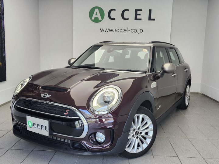 ＭＩＮＩ　ミニクラブマン　クーパーS　オール4　ACC　ブルーレザー/ヒーター　純正ナビ/カメラ　コンフォートアクセス　LEDヘッドライト　フルタイム4WD