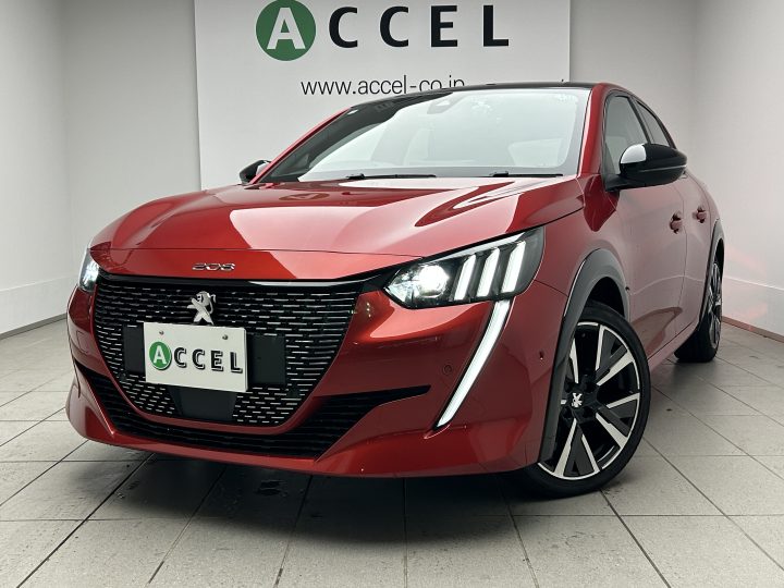 プジョー　208　GTライン　ACC　純正ナビ/TV/カメラ　カープレイ対応ディスプレイオーディオ　ブラインドアシスト　ワイヤレスチャージジング