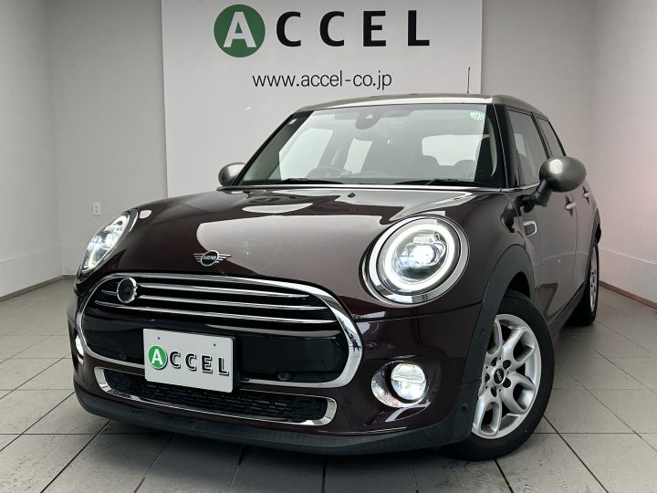 ＭＩＮＩ　クーパー　バーガンディーエディション　限定車　ACC　インテリジェントＳ　純正ナビ/カメラ　シルバールーフ＆シルバーミラーカバー　ユニオンジャックテール　LEDヘッドライト