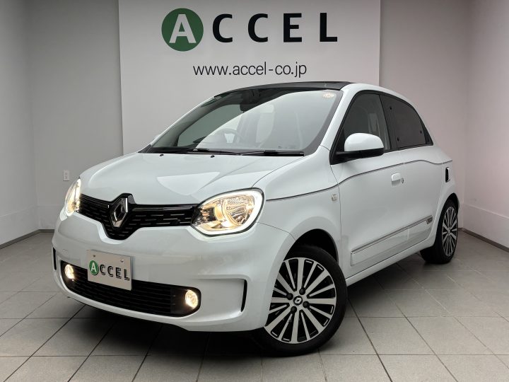 ルノー　トゥインゴ　インテンス　キャンバストップ　ハーフレザー/ヒーター　バックカメラ　カープレイ対応ディスプレイオーディオ　純正16インチアルミ